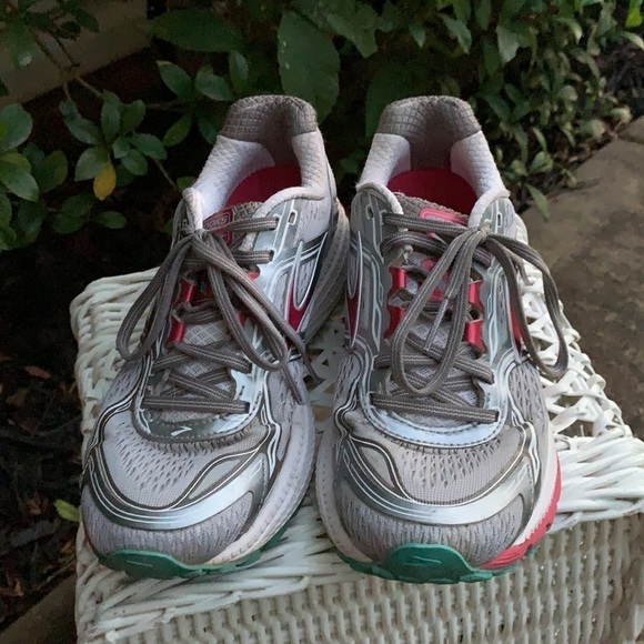 Brooks Ghost 8 Women’s Running Shoes sneakers - Picture 2 of 10